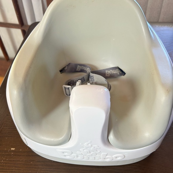 Bumble 3 in 1 booster high chair and tray - Picture 3 of 4